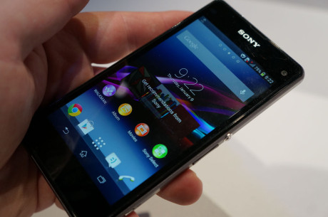 Sony Xperia Z1 Compact kommer med 720p HD-opløsning på den 4,3" store skærm.