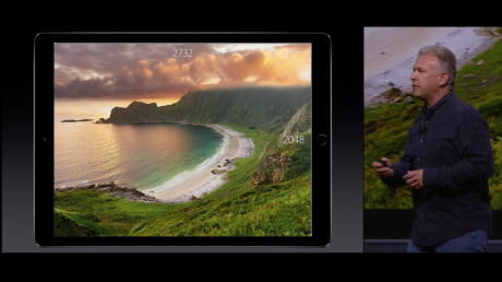 iPad Pros skjermoppløsning er på 2732 x 2048 piksler, hvilket gir samme pikseltetthet som iPad Air 2. Foto: Apple