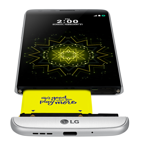Utskiftbart batteri i LG G5. Foto: LG