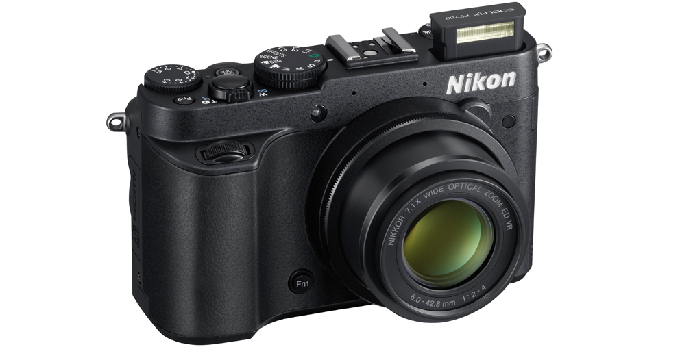 Nikon Coolpix P7700