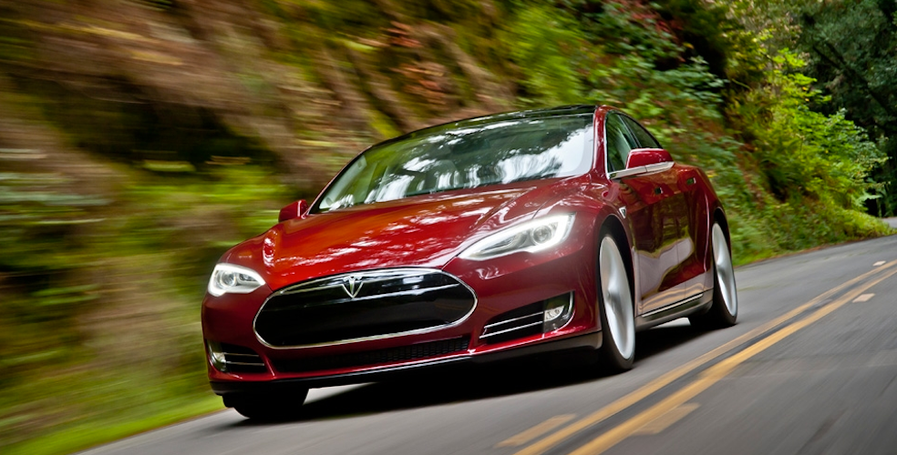 Tesla afslører testsnyd