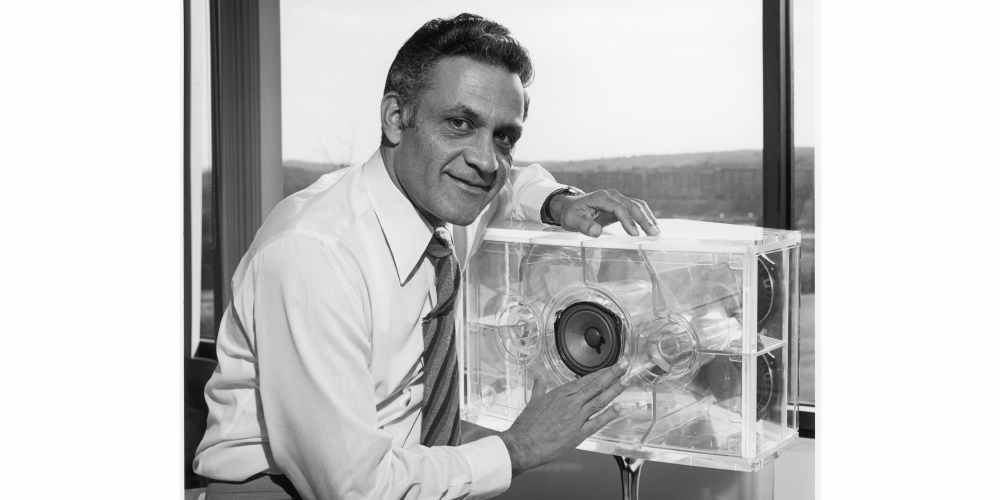 dr bose w 901 speaker crop
