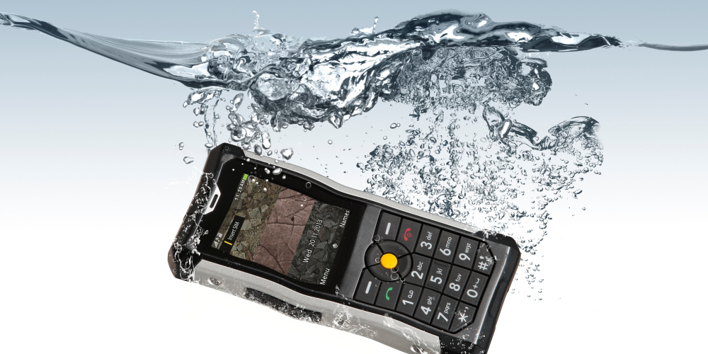 En telefon, der er med på den værste