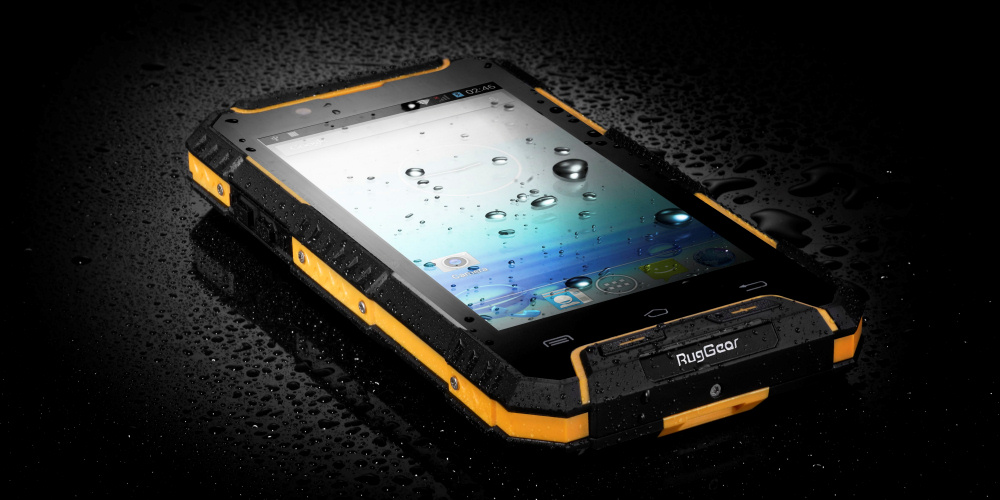 Barsk smartphone i lommevenligt format