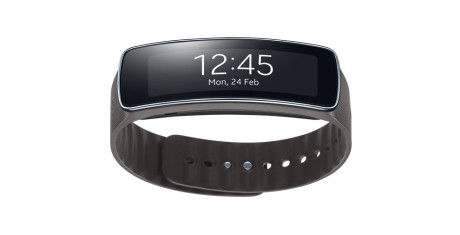 Samsung-Gear-Fit_gray_4