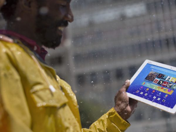 Sony Xperia Z4 Tablet