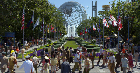Disney's TOMORROWLAND..World's Fair ..Ph: Film Frame..©Disney 2015 Disney's TOMORROWLAND..World's Fair ..Ph: Film Frame..©Disney 2015