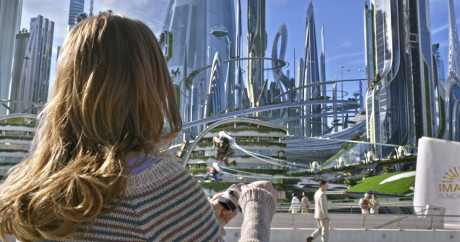 Disney's TOMORROWLAND..Casey (Britt Robertson) ..Ph: Film Frame..?Disney 2015 Disney's TOMORROWLAND..Casey (Britt Robertson) ..Ph: Film Frame..?Disney 2015