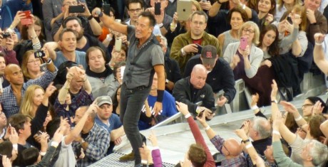 Bruce-Springsteen-WEB-The-River-Tour-2016-–-28.03-93-990x505