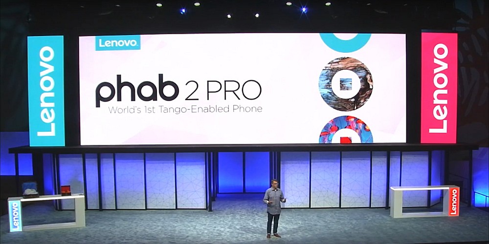 PHAB2 Pro med Googles Tango