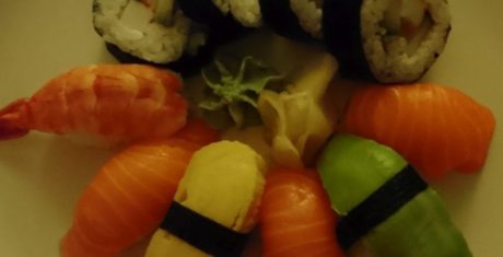 sushi-dark-xperia-x-compact-990x505