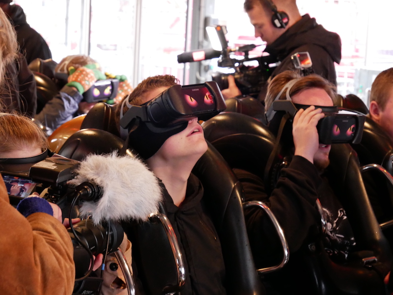 På med VR-brillen i Tivoli