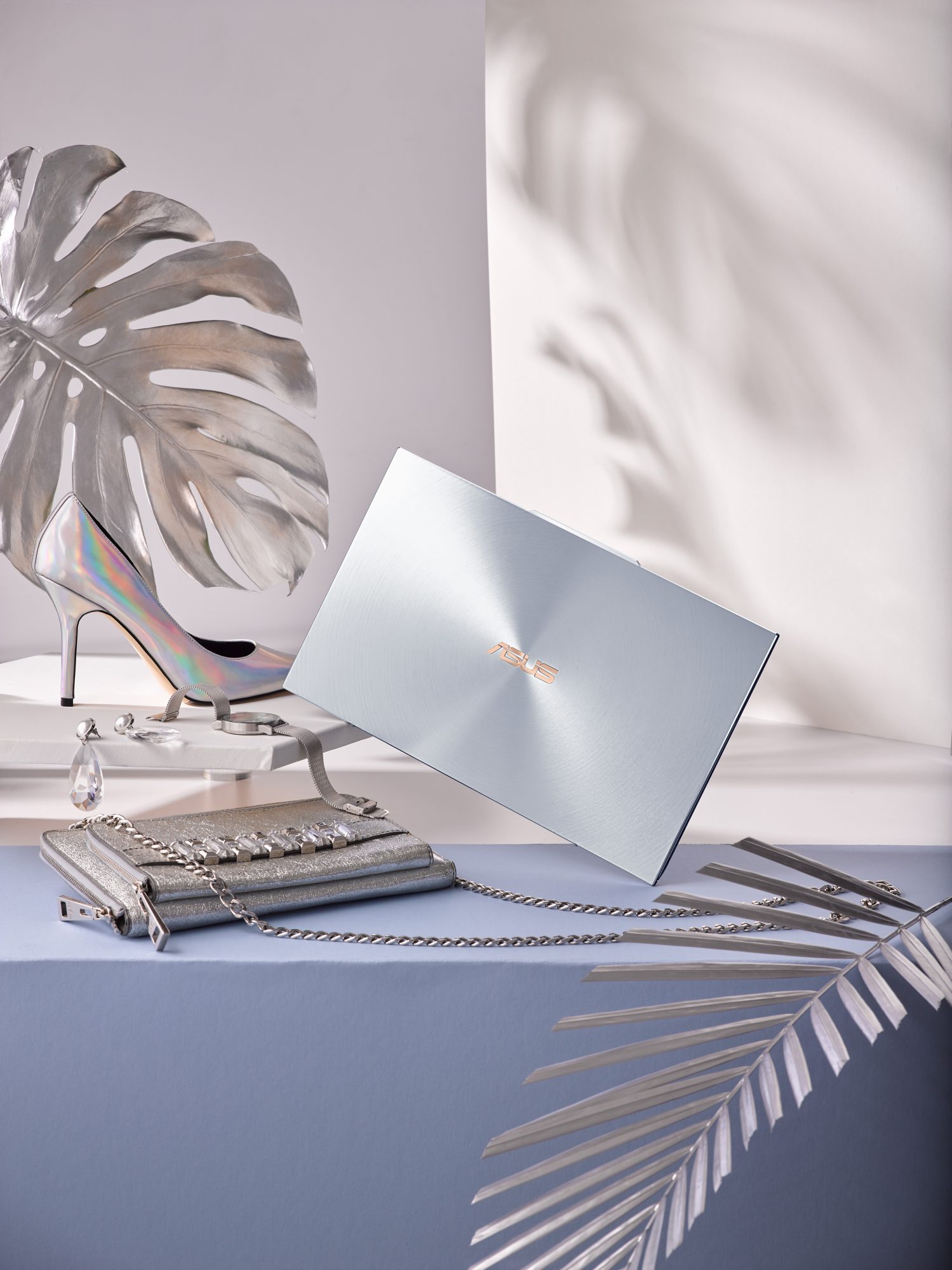 CES 2019: Verdens (måske) tyndeste skærmramme fra Asus