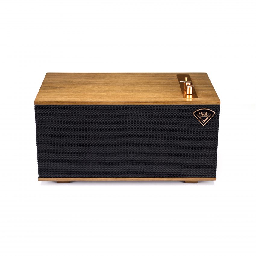 TheThree Walnut Front 48170