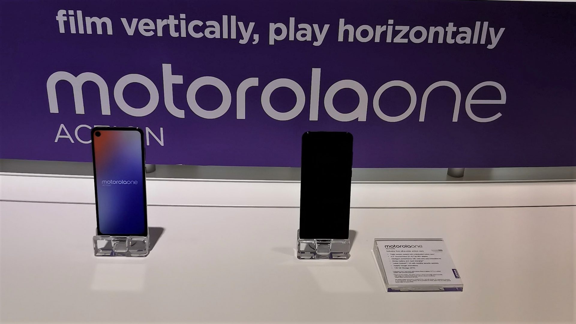 IFA 2019: 48 MP zoom-mobil fra Motorola