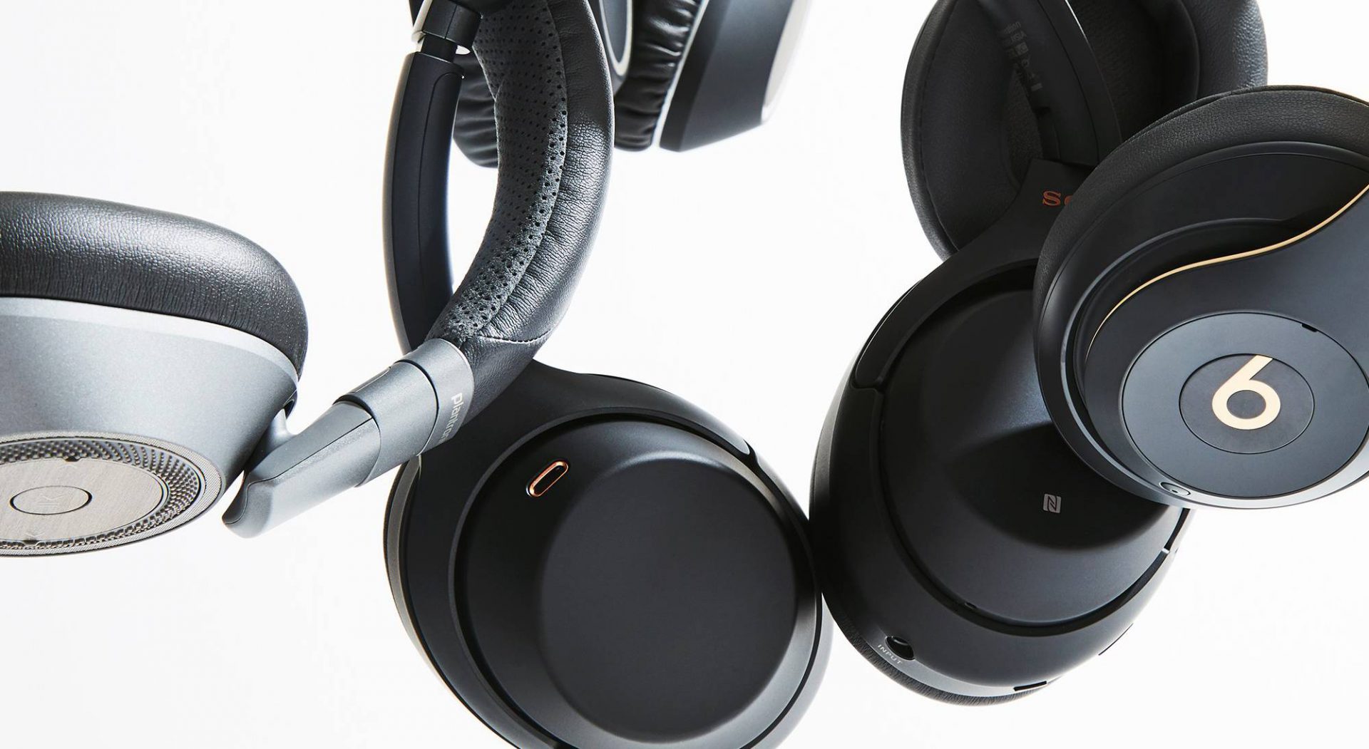12 trådløse hovedtelefoner med elektronisk støjreduktion