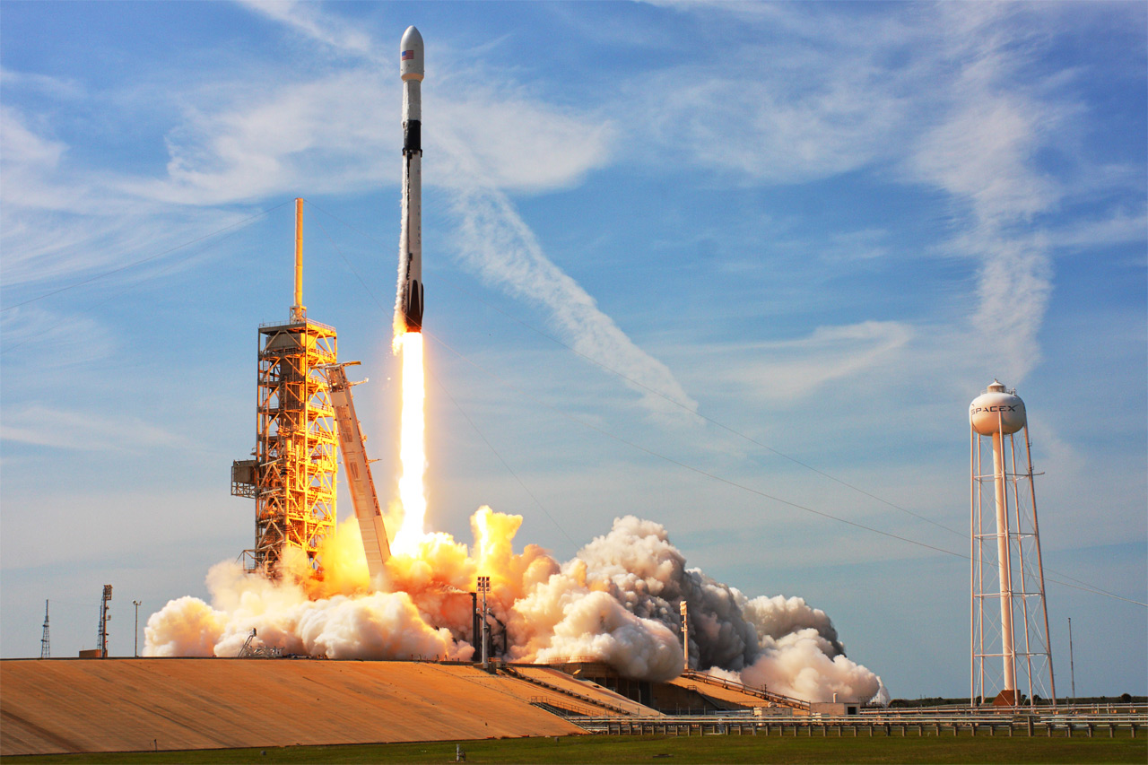 Opsendelsen af bemandet SpaceX-fartøj udsat