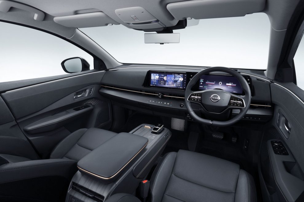 ARIYA Interior Image Manual drive mode view 5 revised 1200x800 1 4