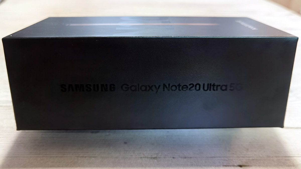 Unboxing af Samsung Galaxy Note 20 Ultra 5G
