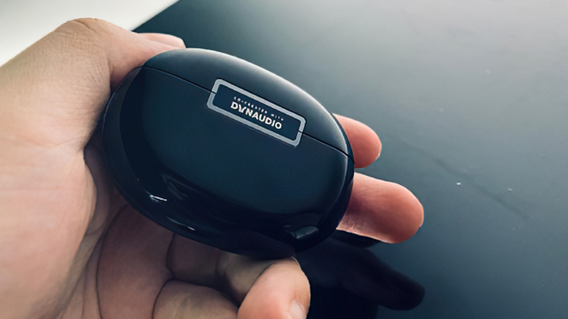 De trådløse Oppo Enco X er tunet af Dynaudio 2 o2 1