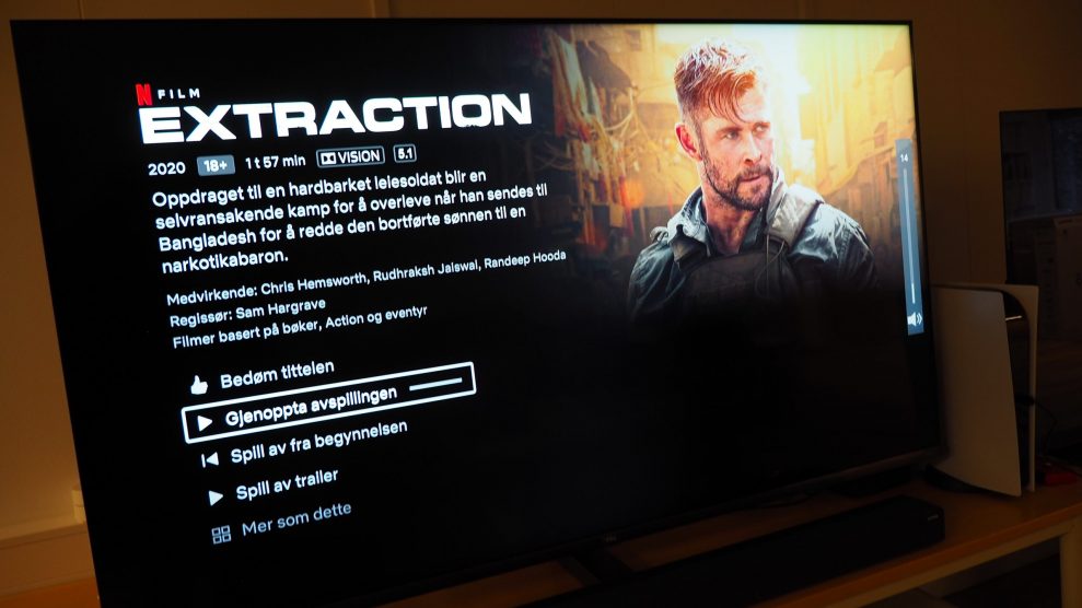 TCL X10 Netflix Extraction scaled 1