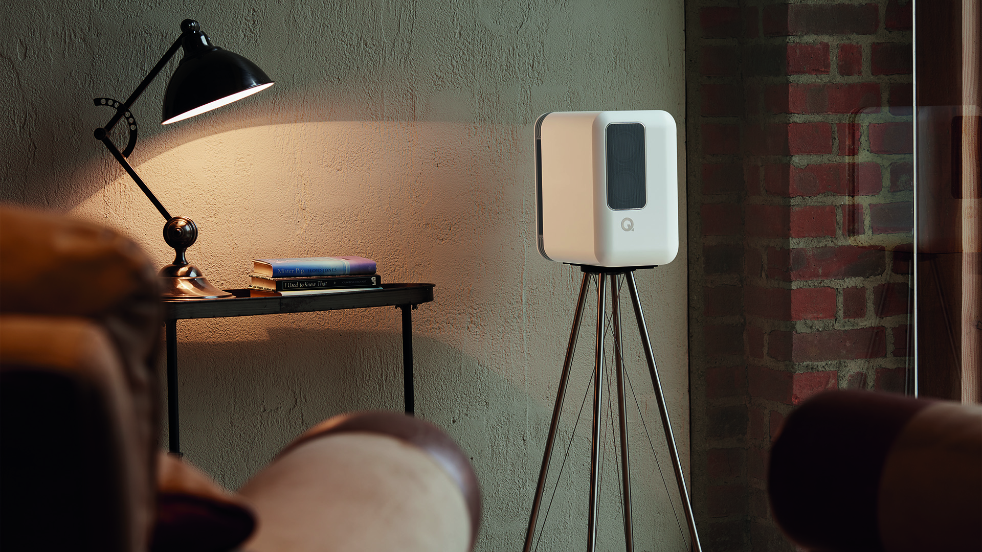 Q Acoustics Q Active 200 5 qactive 200 white lifestyle 10