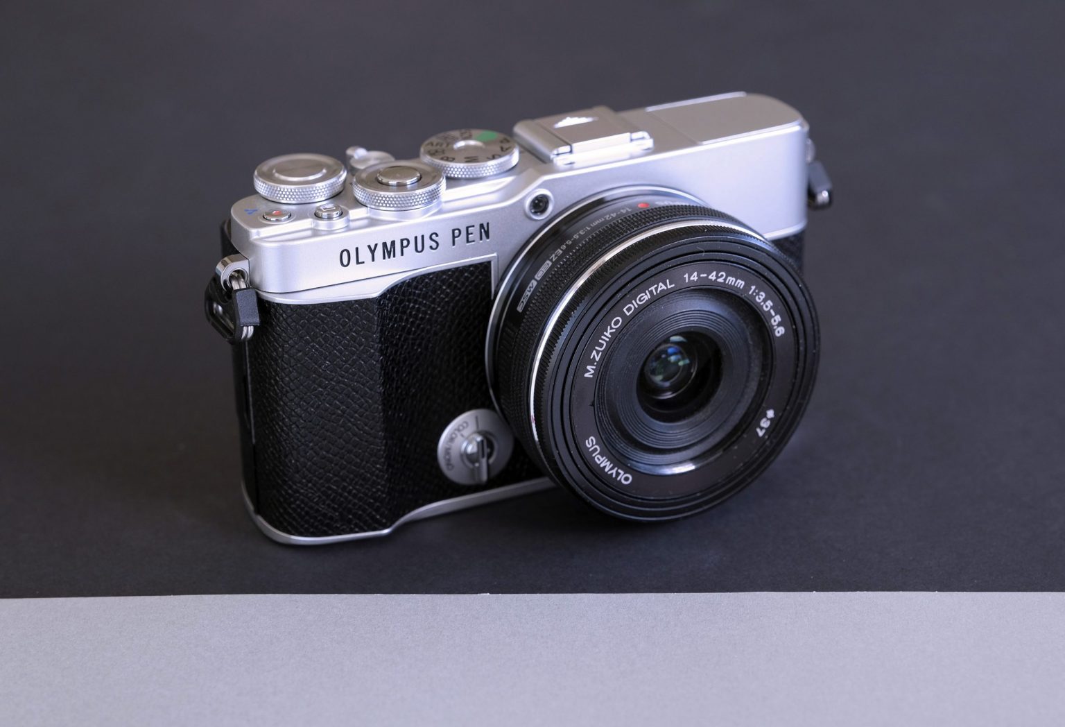 TEST Olympus PEN EP7 Skarpt og hurtigt Olympus PENkamera