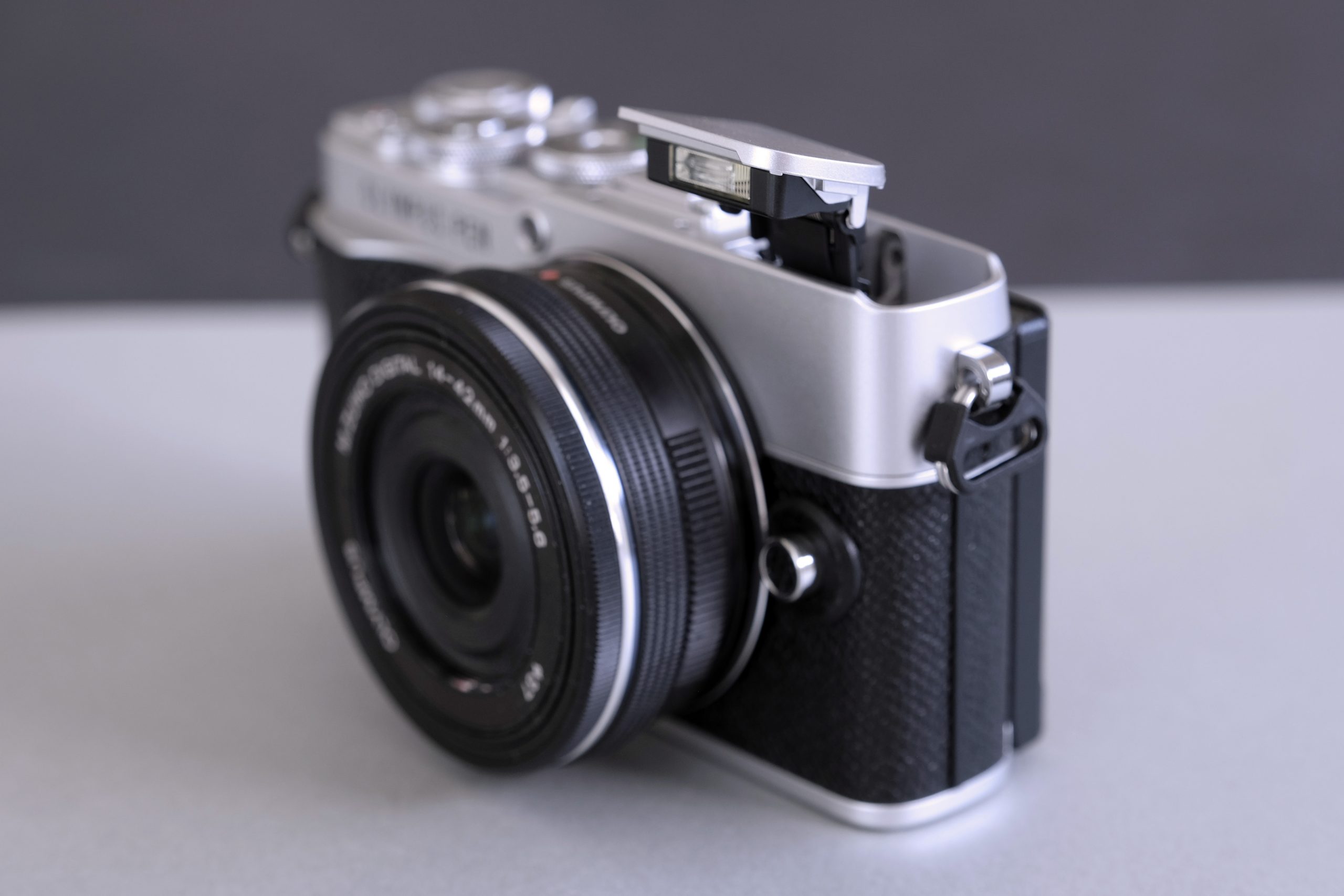 Olympus PEN E-P7 8 op9
