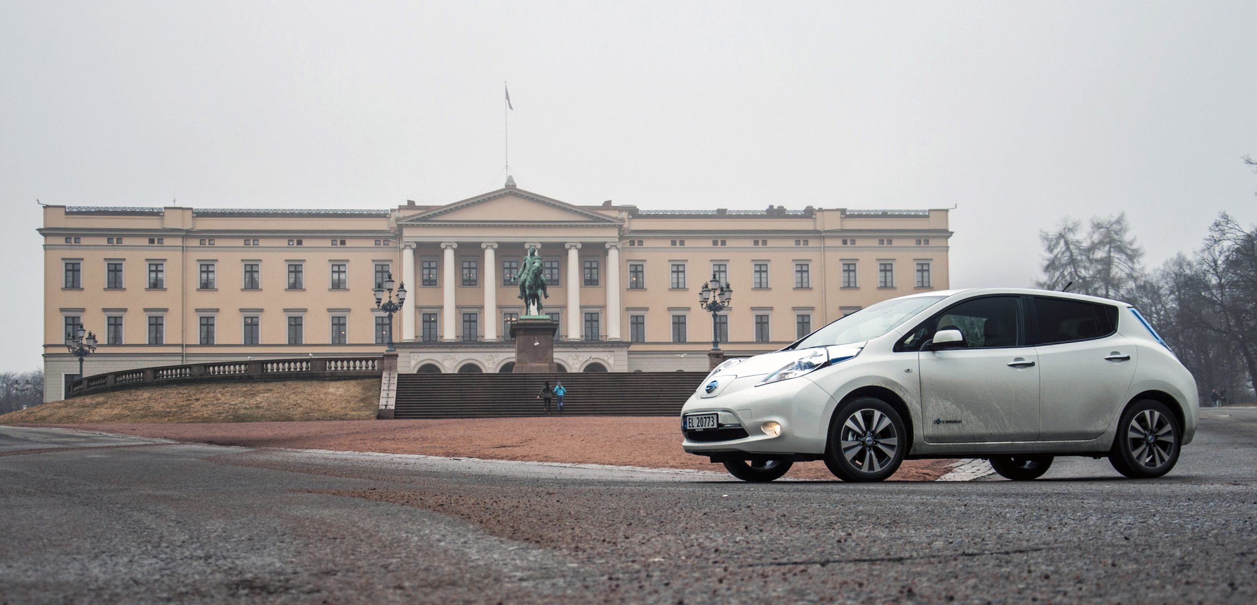Nissan Leaf e+ med Bose Sound System 1 2012 Nissan Leaf