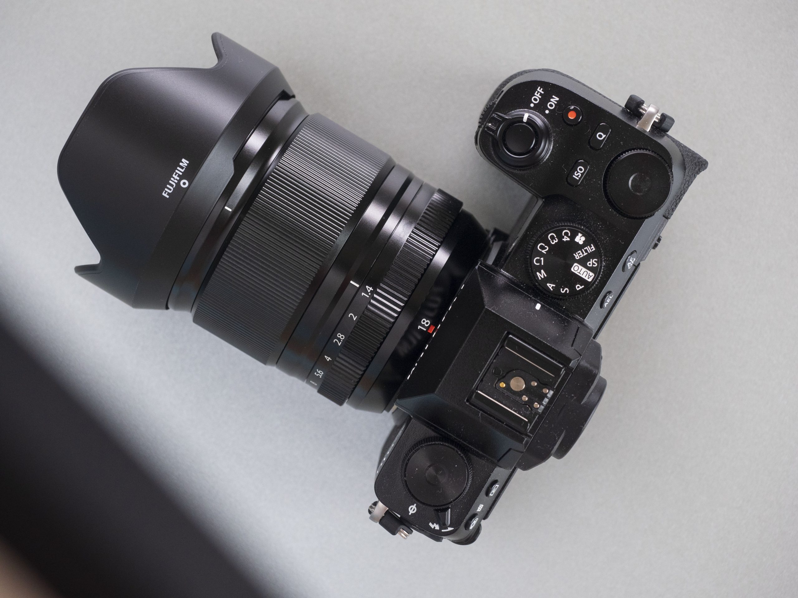 Fujifilm XF 18 mm F1.4 R LM WR 1 Fujinon XF18 topp scaled 1