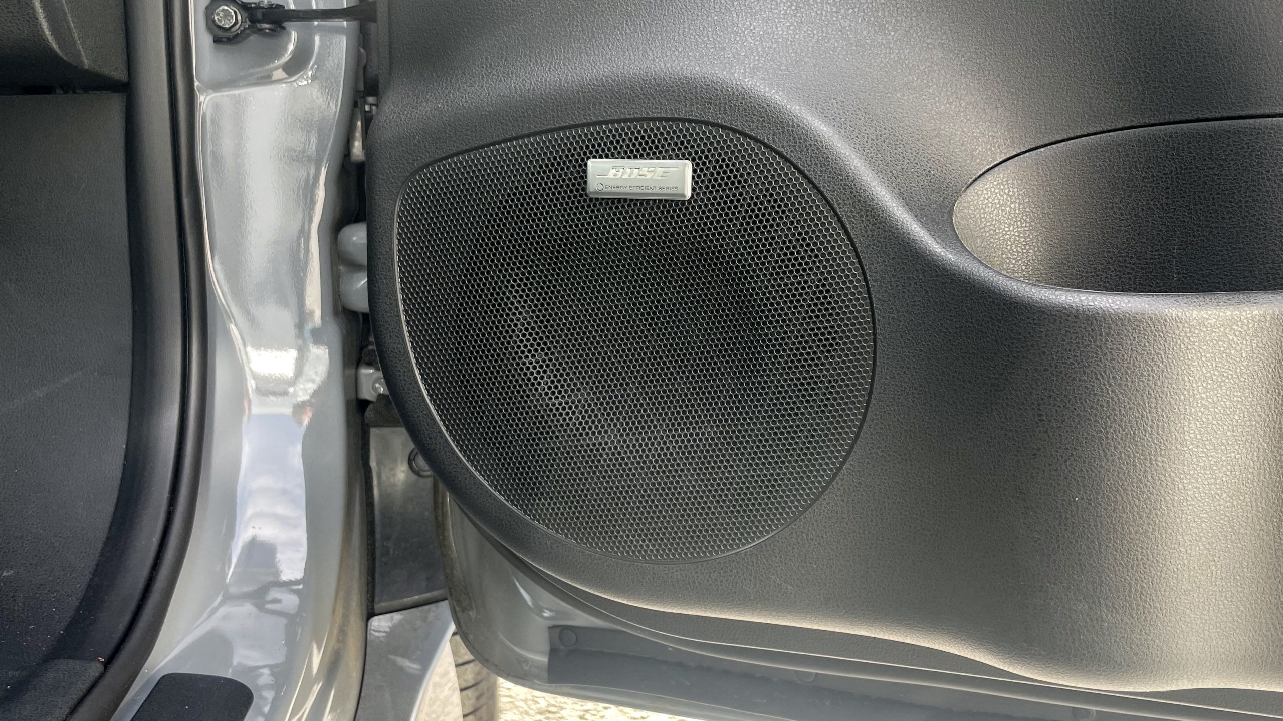 Nissan Leaf e+ med Bose Sound System 5 Nissan Leaf 2021 front woofer(2)