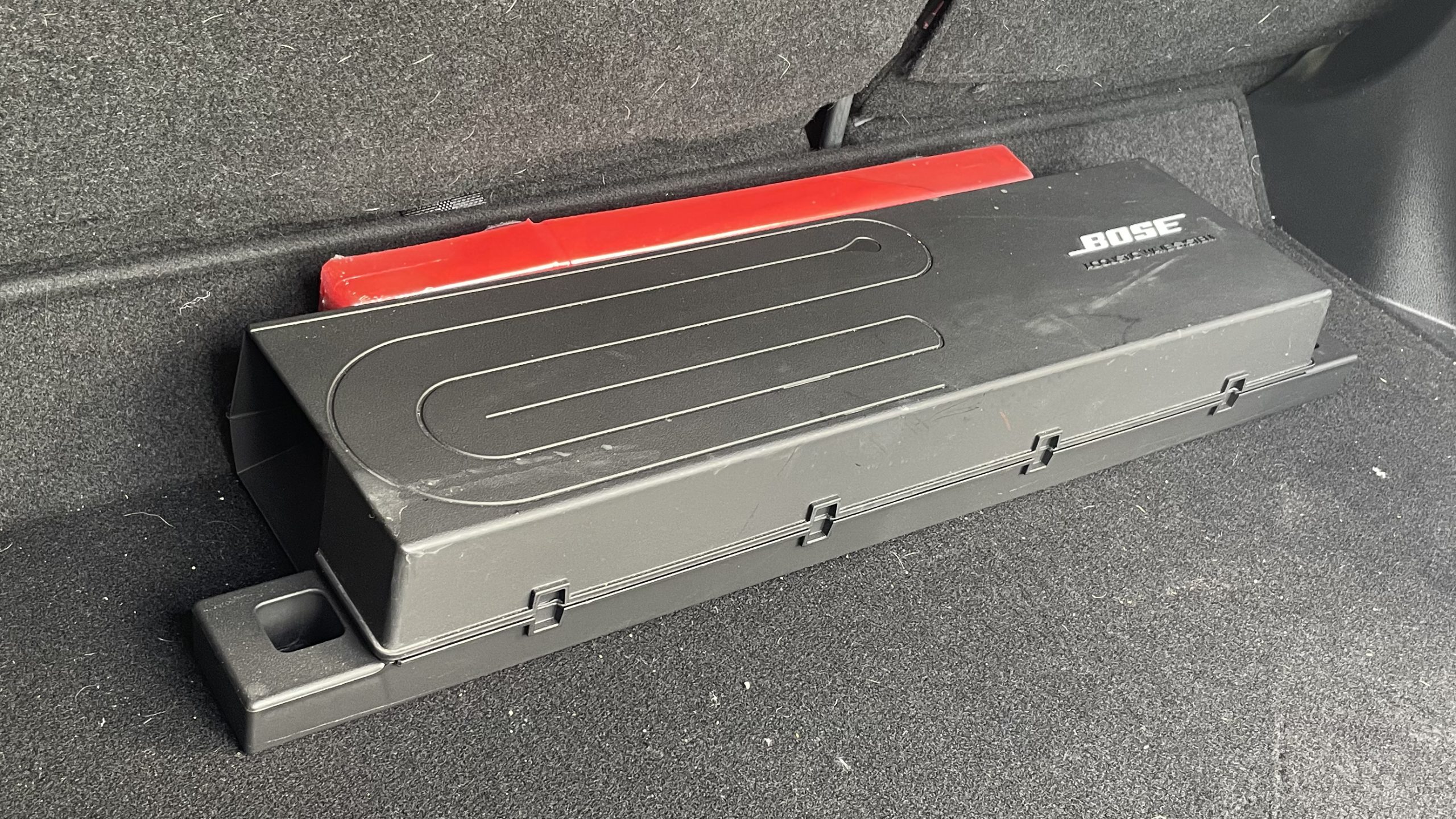 Nissan Leaf e+ med Bose Sound System 4 Nissan Leaf 2021 subwoofer(2)
