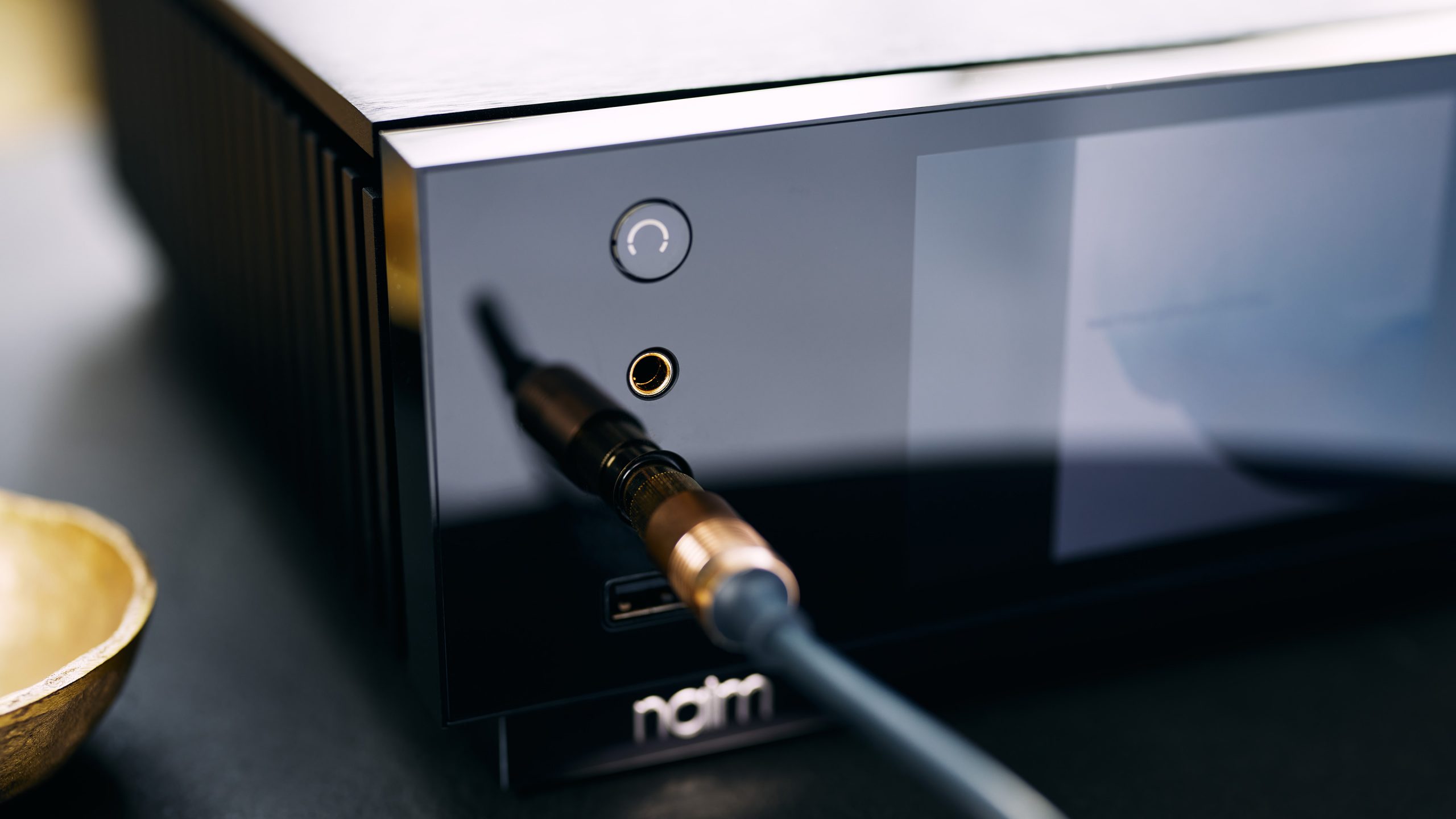 Naim Uniti Atom Headphone Edition 10 Naim Uniti Atom Headphone Edition - headphone connection