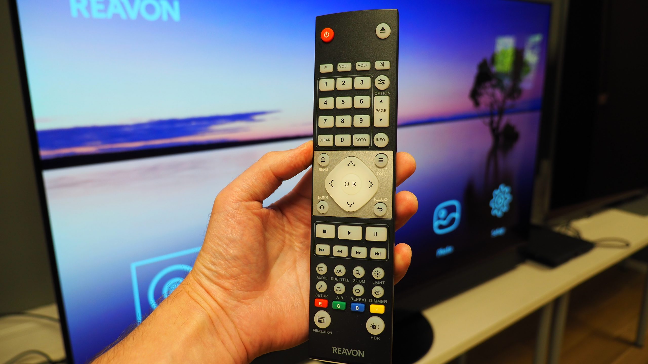 Reavon UBR-X200 4 Reavon remote scaled