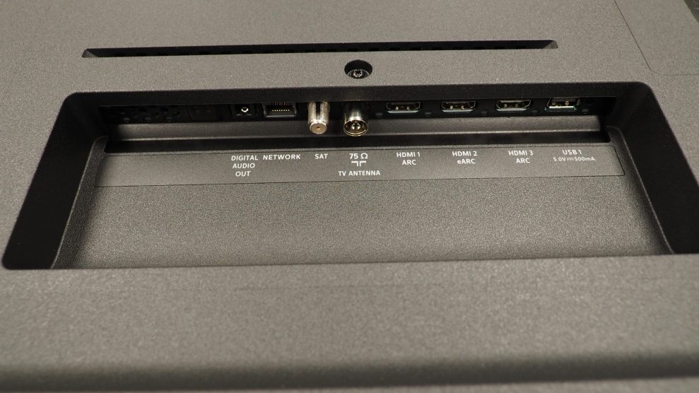 Philips PUS8506 inputs scaled 1
