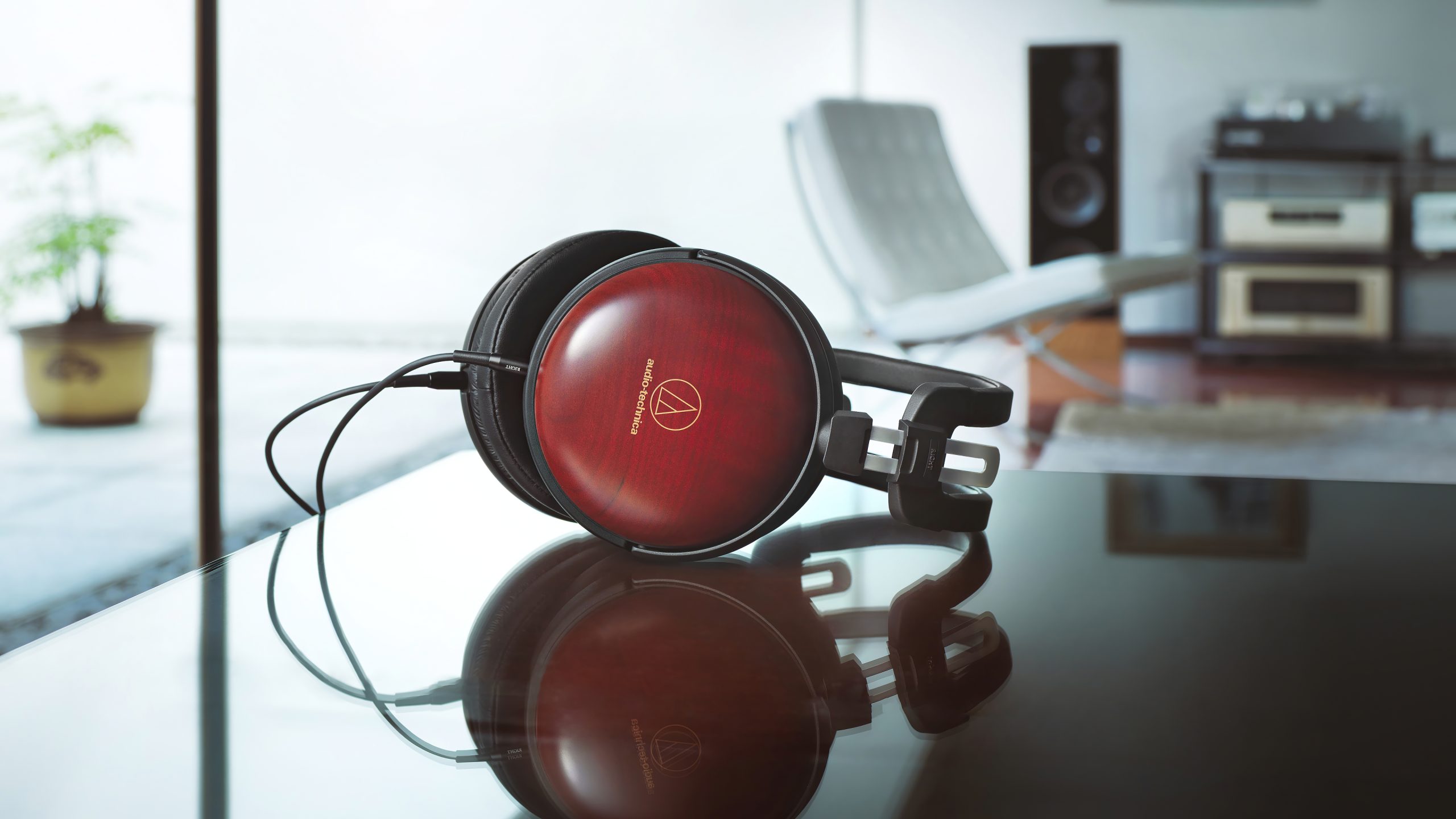 Audio-Technica ATH-AWAS (Asada Zakura) 6 Audio Technica Asada Zakura SPREAD 1 scaled 1