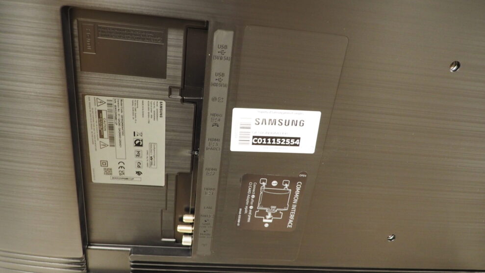 Samsung QN90A inputs scaled 1
