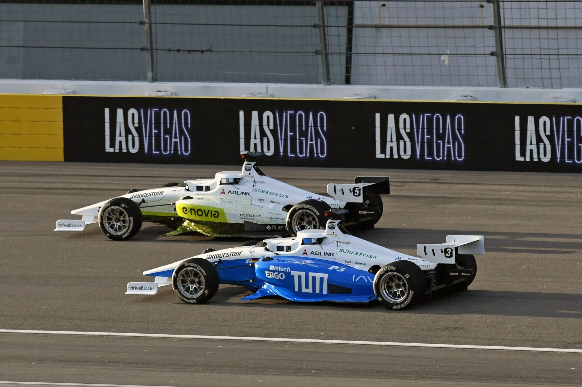 Indy Autonomous Challenge er racerløb uden kørere