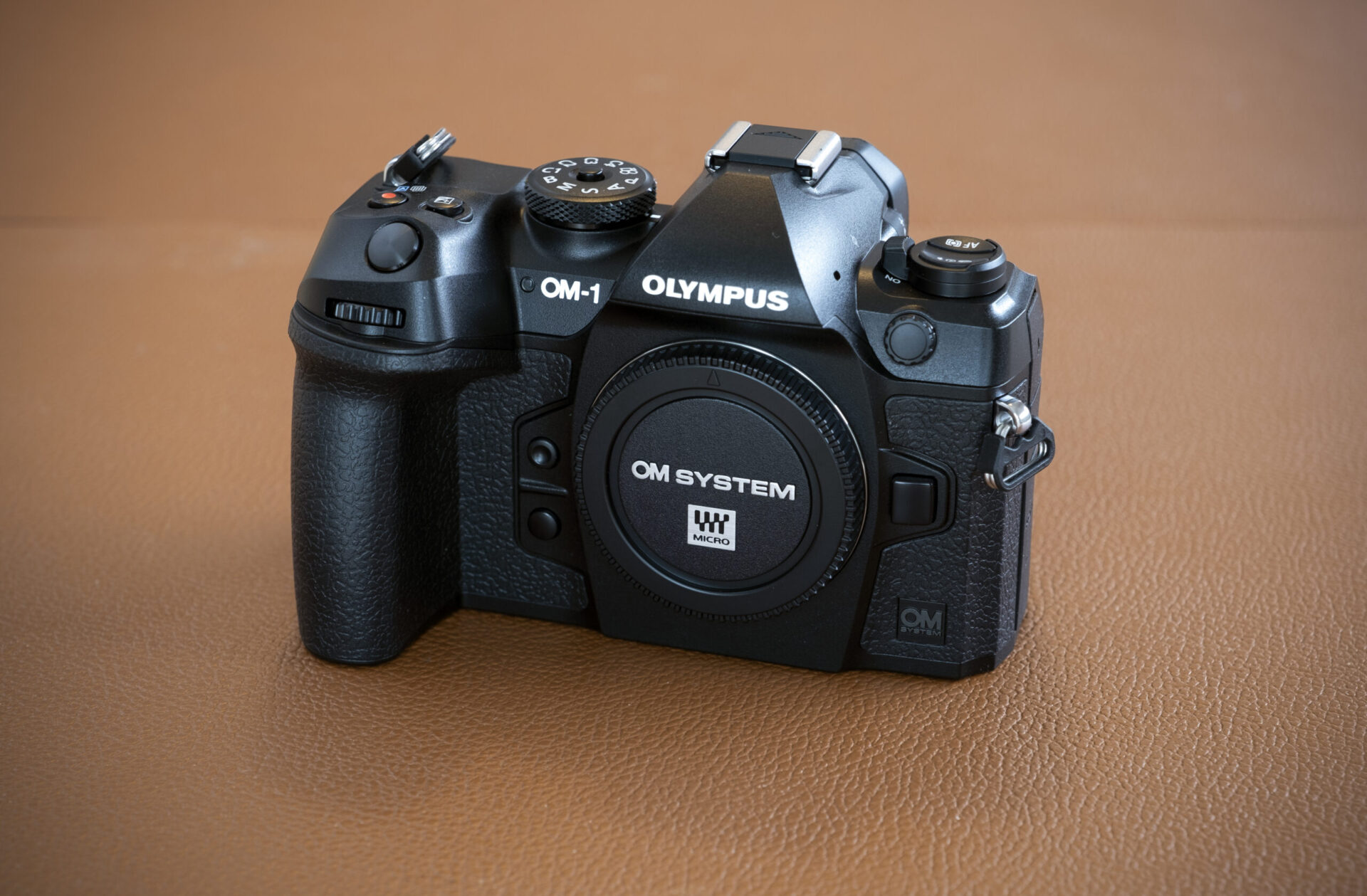 OM Systems første kamera