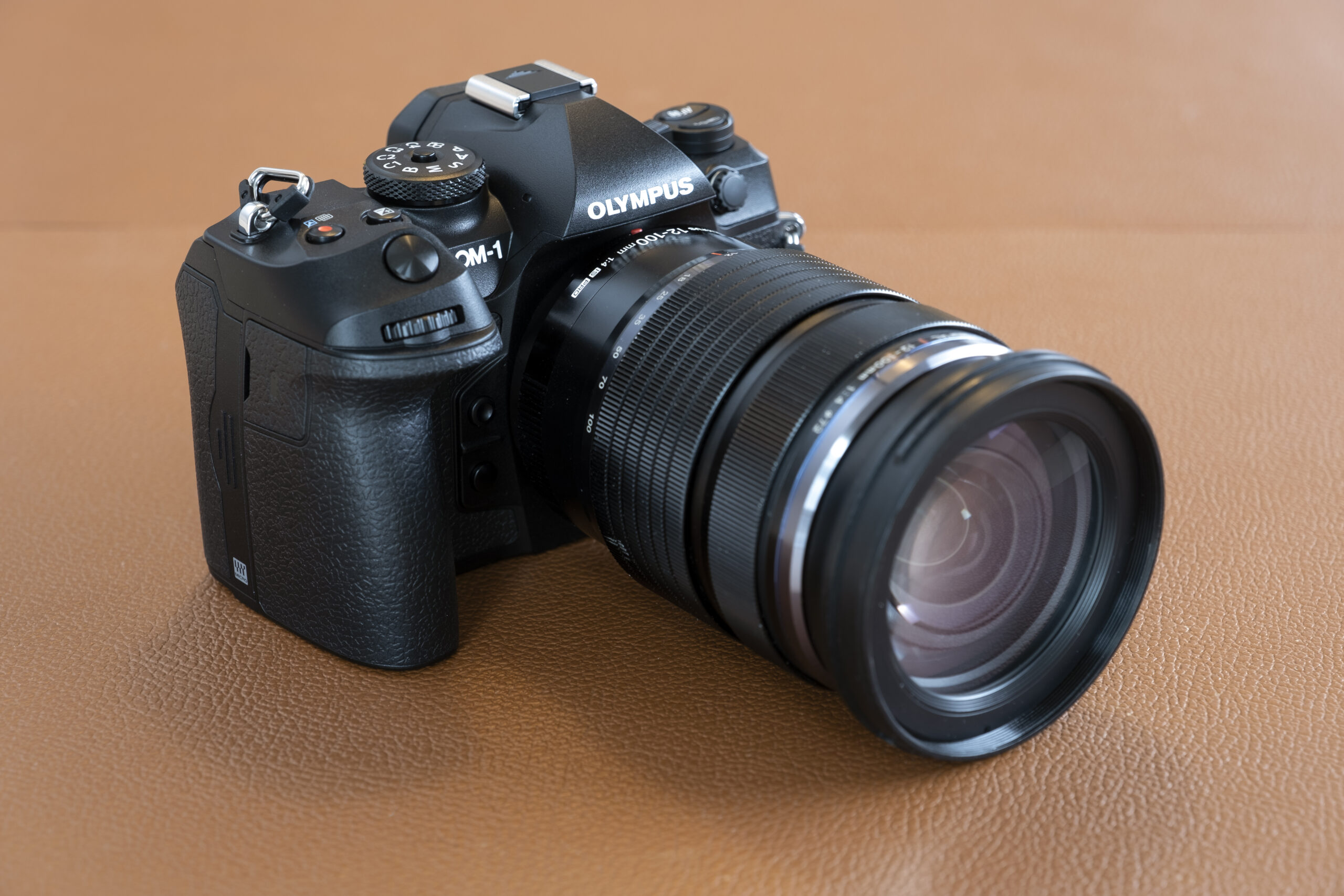 OM1 front OM1 front