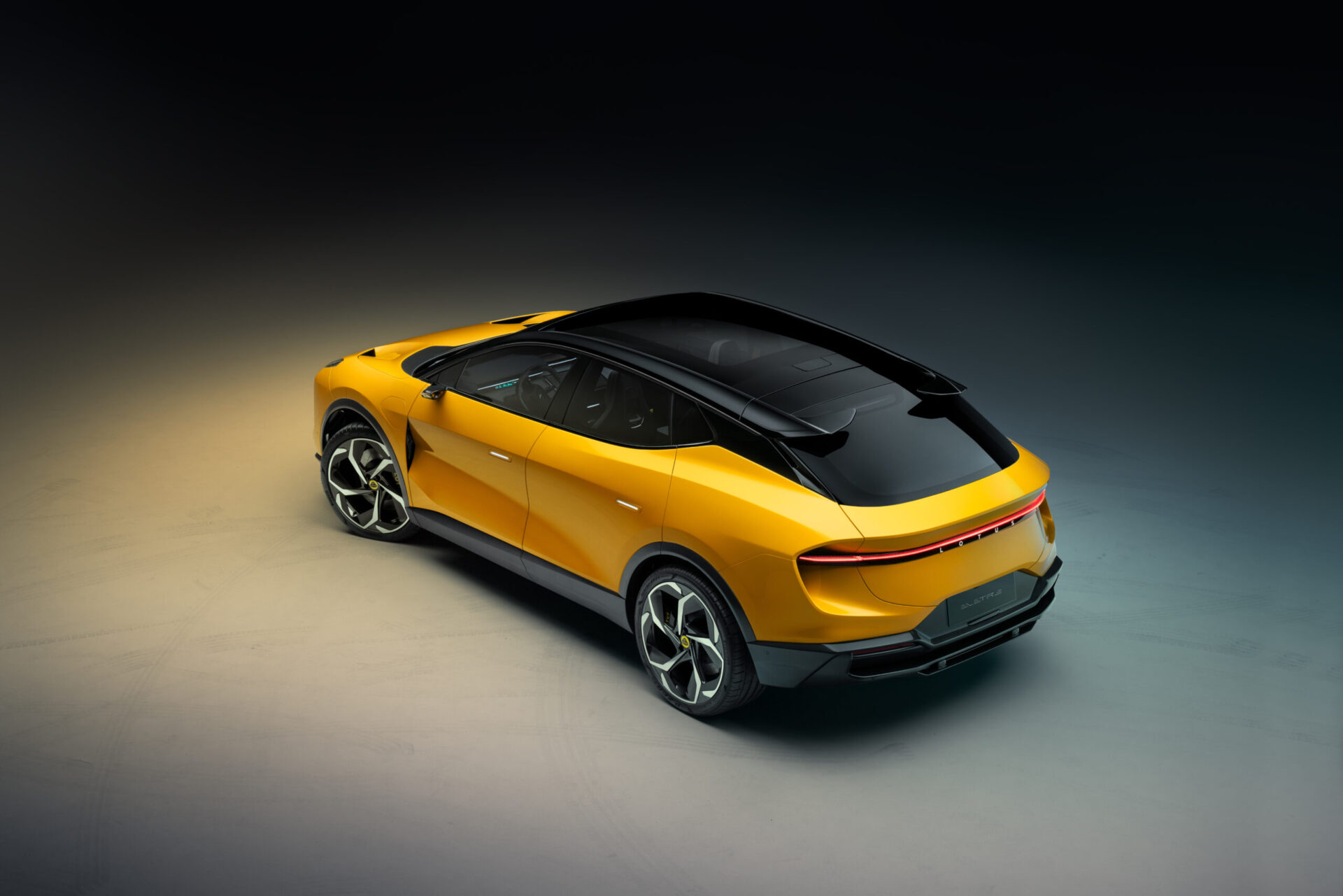 Lotus Eletre bliver den første elektriske hyper-SUV