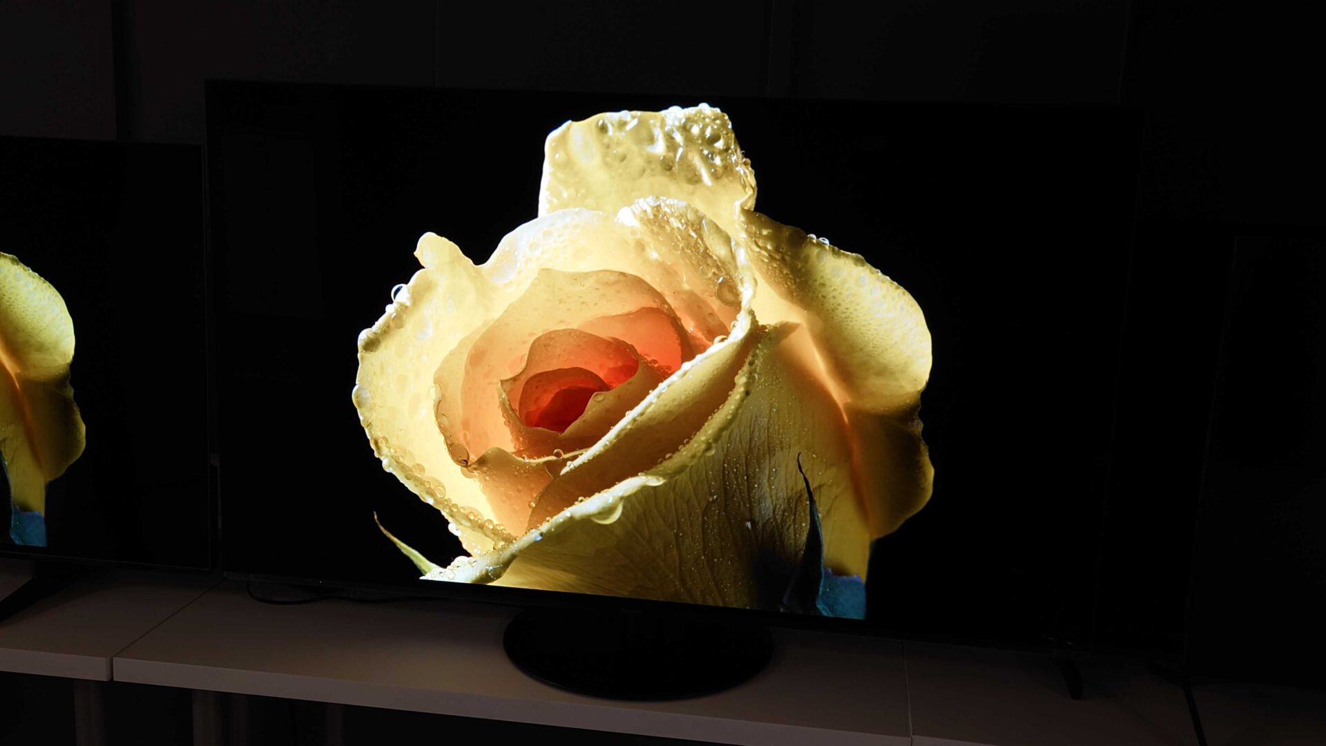 Panasonic JZ1500 PQ 2 1920x1080 1 Panasonic JZ1500 PQ 2 1920x1080 1