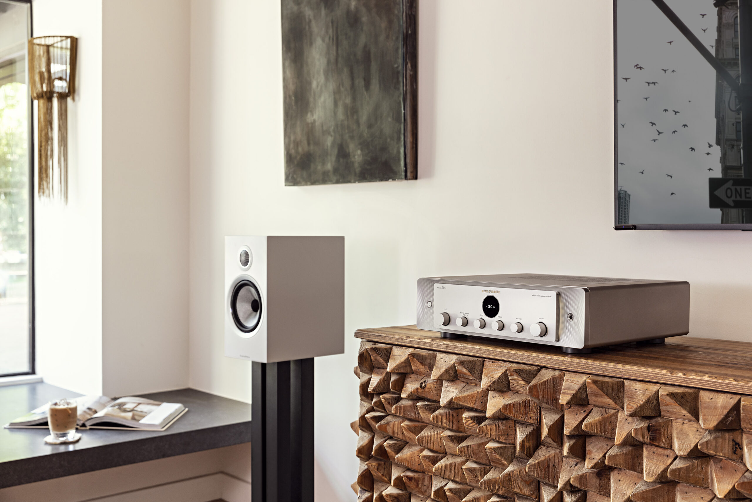 Marantz Perfect Partners MODEL40n Silver In situ 438 scaled 1 Marantz Perfect Partners MODEL40n Silver In situ 438 scaled 1