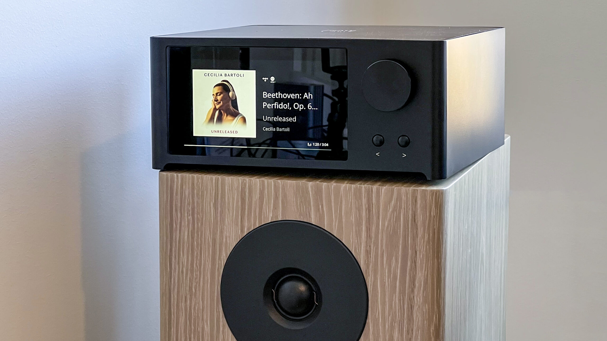 NAD C700 lifestyle Geir Graabein scaled 1 NAD C700 lifestyle Geir Graabein scaled 1
