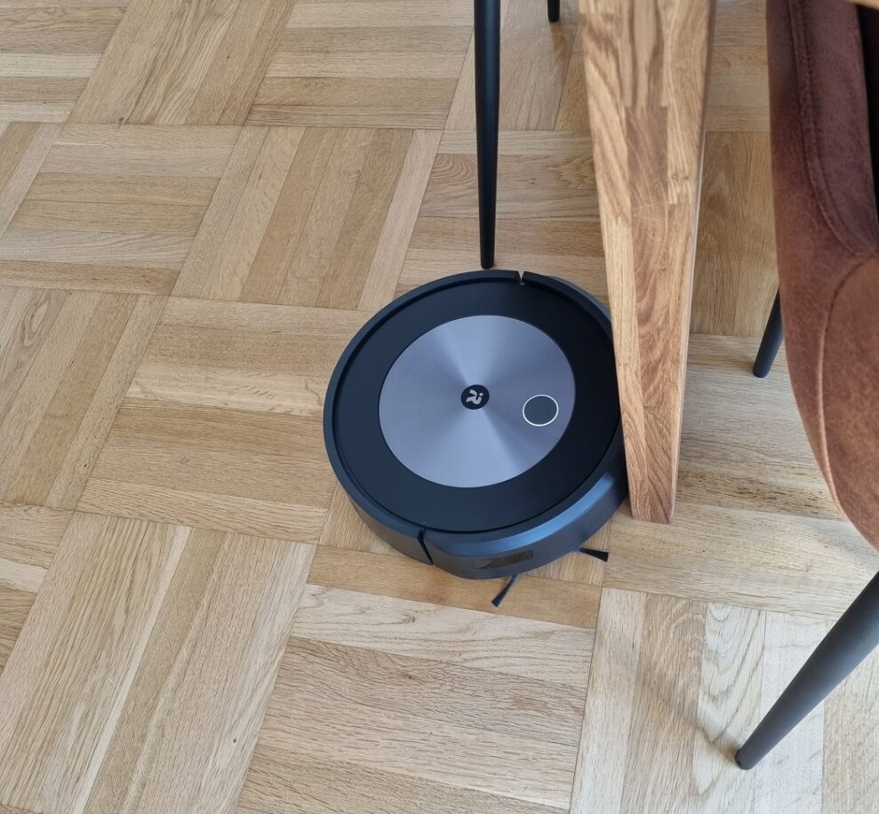 Bordsben-iRobot