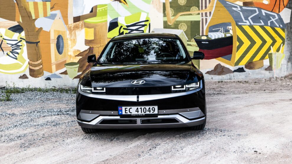Hyundai IONIQ5 Front scaled 1
