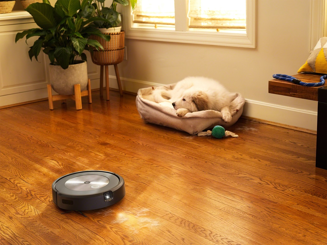 Roomba j7+ – Dyr og klodset