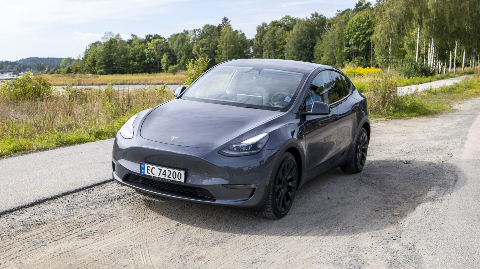 Overvejer du en Tesla Model Y? Så er det nu du skal købe den