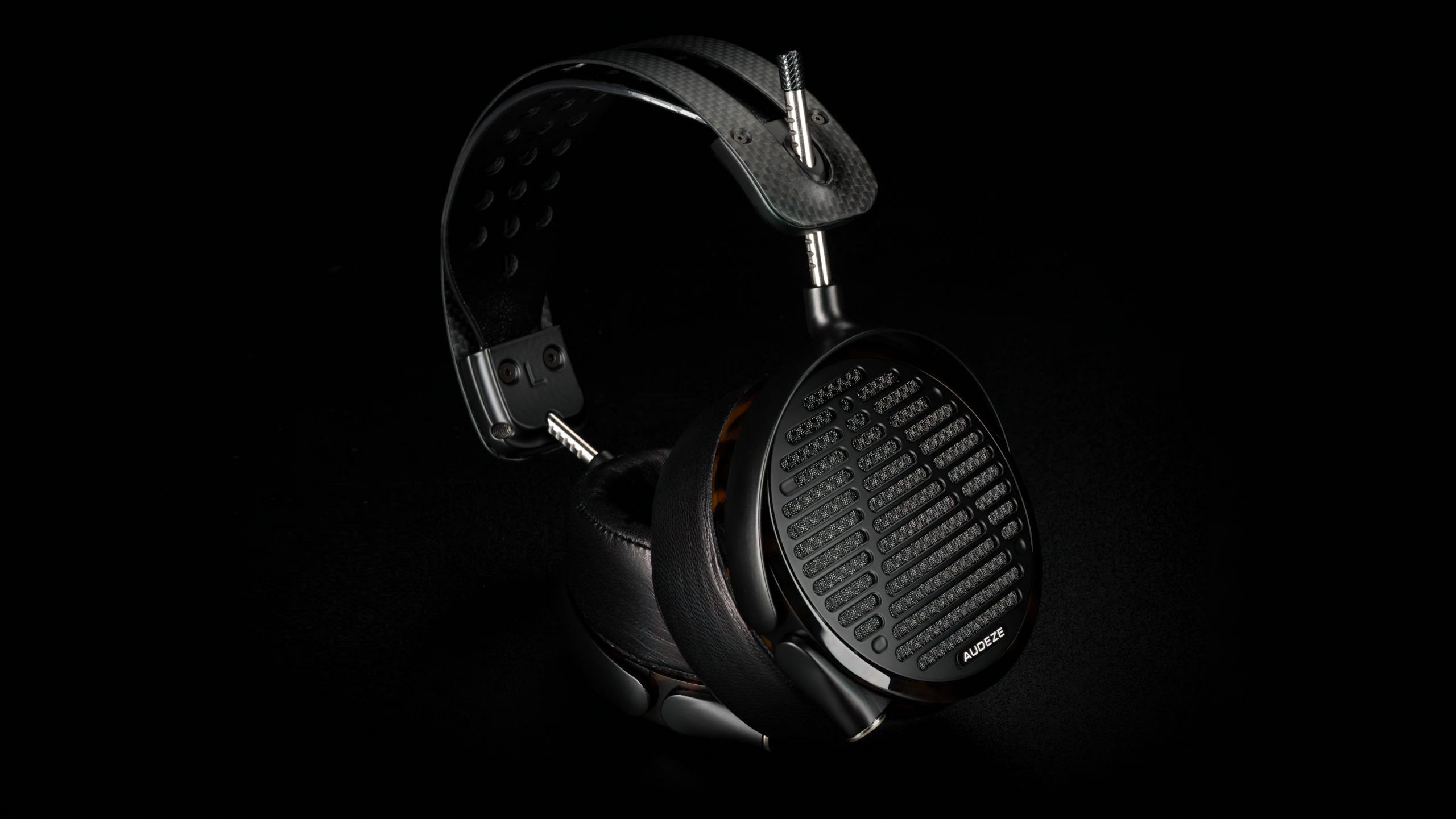 Audeze LCD-5-L&B scaled