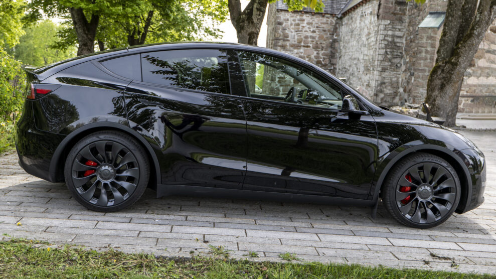 Tesla Model Y Performance right side